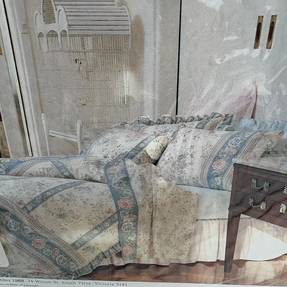 Vintage Sheridan Cordella Queen Flat Sheet Blue Cream Floral Cottagecore NIP